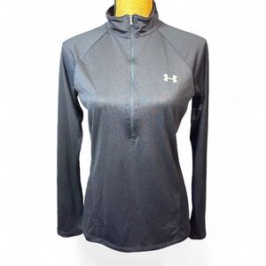 Under Armour HeatGear shirt w/half zipper Women’s size medium | ab3